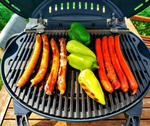 Black portable grill O-GRILL 900